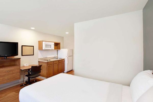 Hotel WOODSPRING SUITES LAKE CHARLES (Lake Charles)